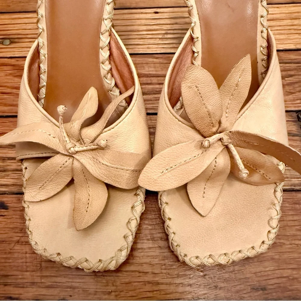 Pelle Moda Tan Leather Heels - Picture 4 of 8